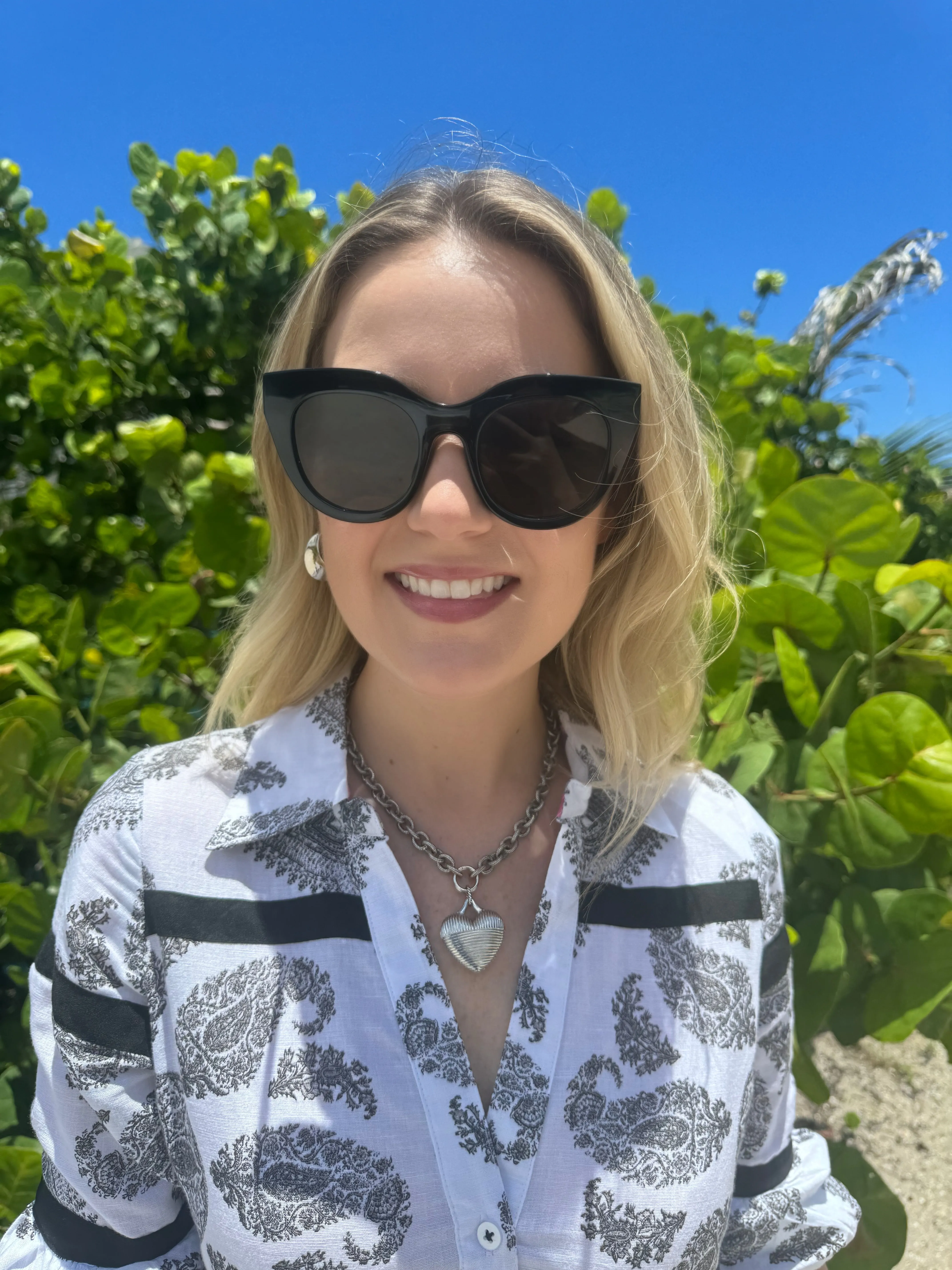 Air Heart Sunglasses - Black