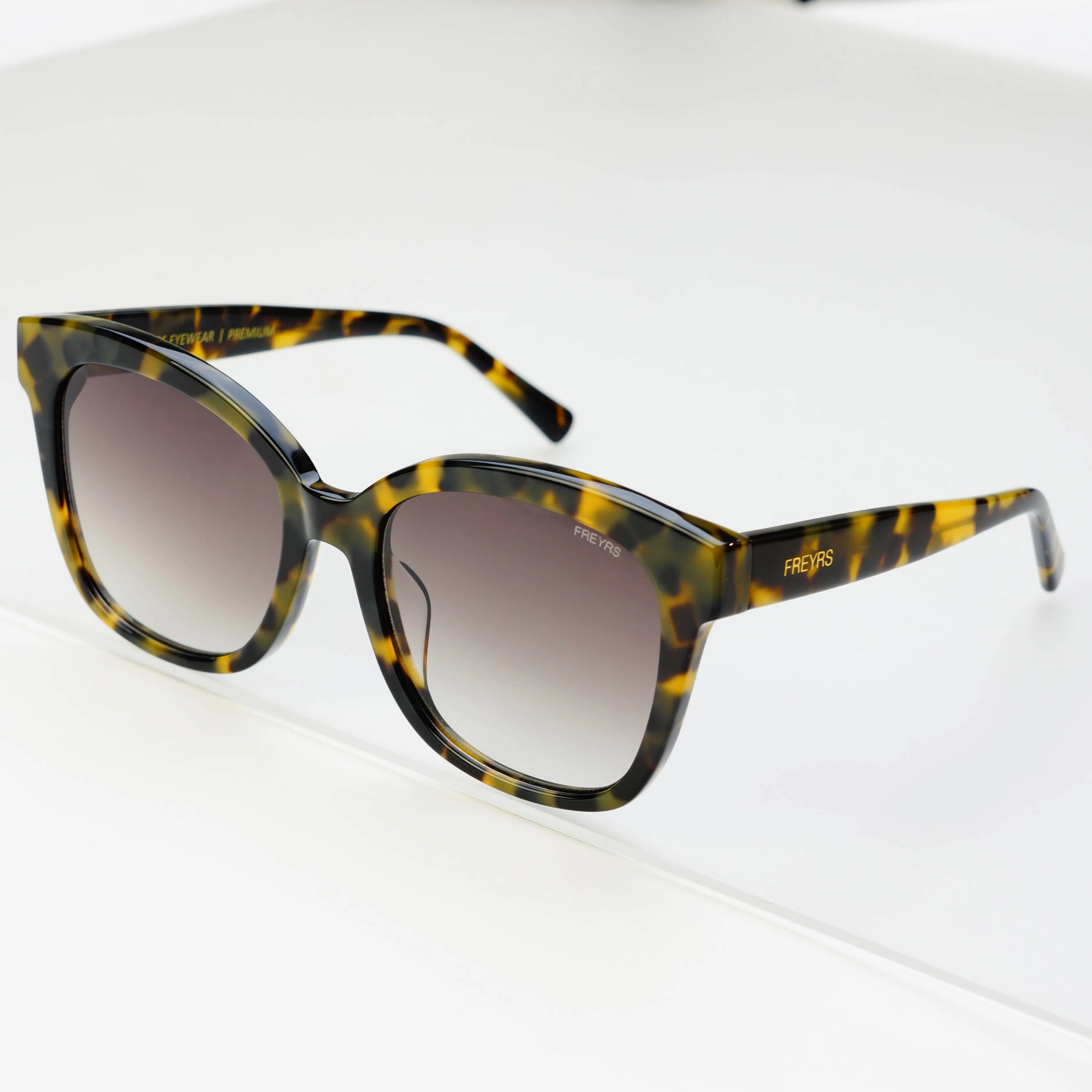 Amber Acetate Womens Cat Eye Sunglasses: Tortoise
