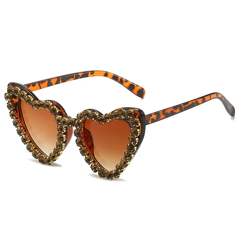 Ashore Shop Women Sunglasses Fashion Heart Shape Sunglass Rhinestones Decoration Sun Glasses Retro UV400 Gradients Shades Eyewear