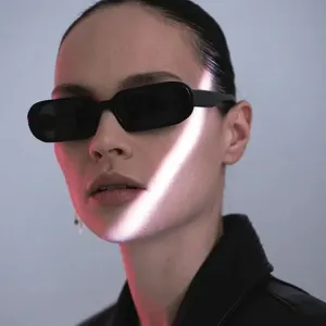 Babila Retro Style Fashion Sunglasses with PC Frame & UV Protection