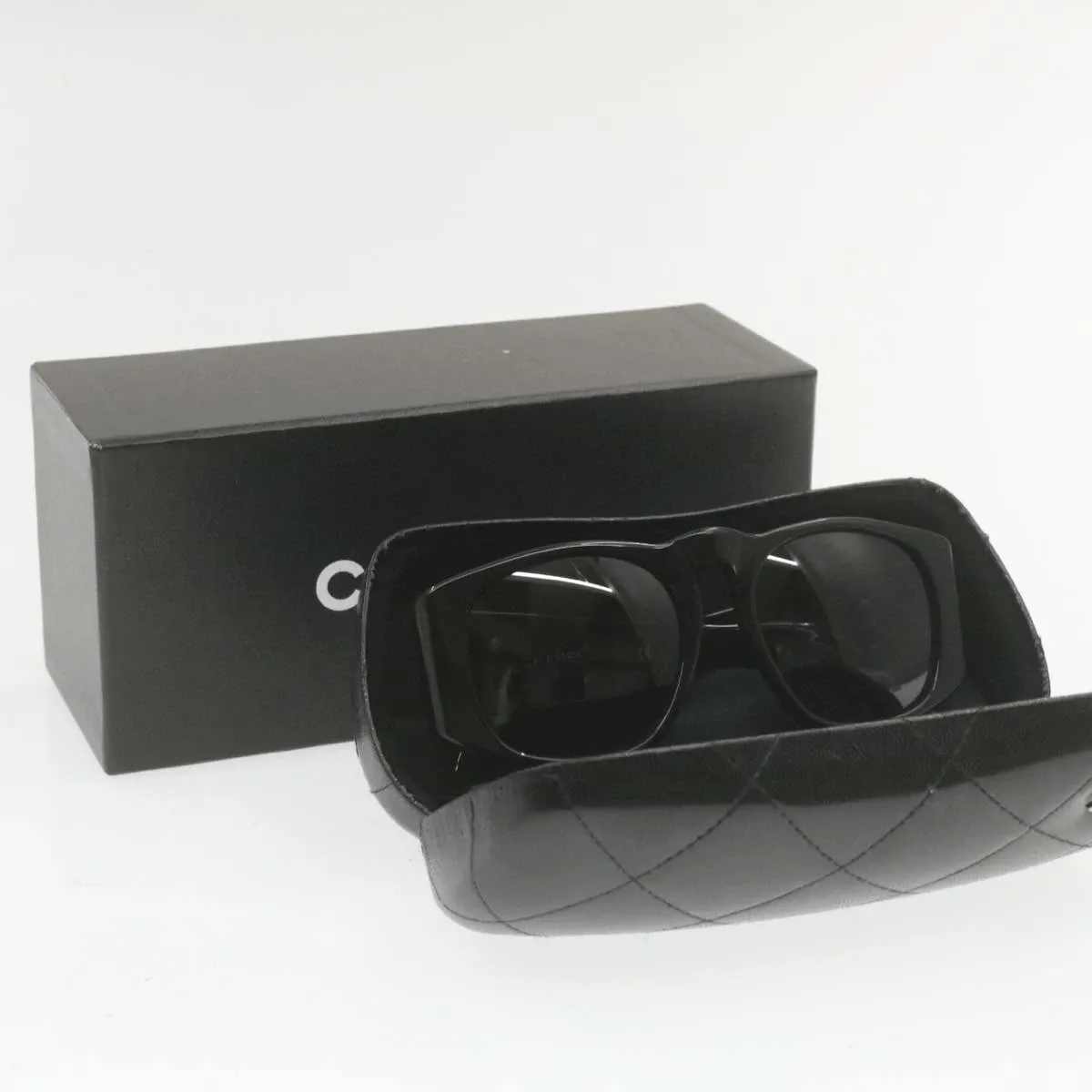 CHANEL Sunglasses Black CC Auth ar3537