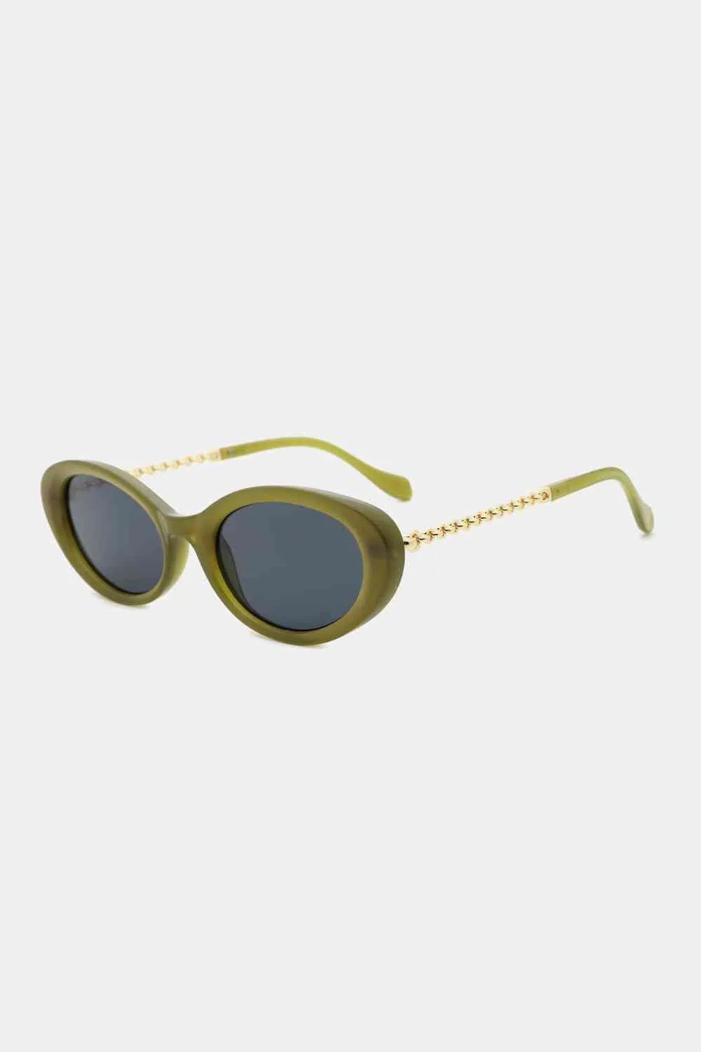 Chic Polycarbonate Cat-Eye Sunglasses with UV Protection