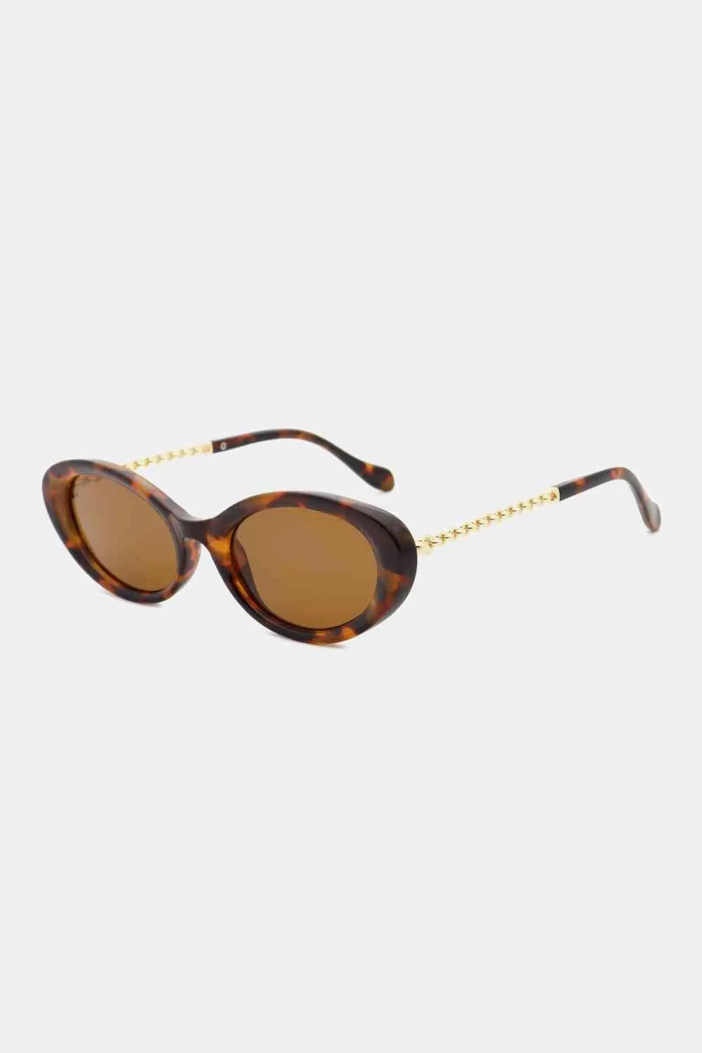 Chic Polycarbonate Cat-Eye Sunglasses with UV Protection