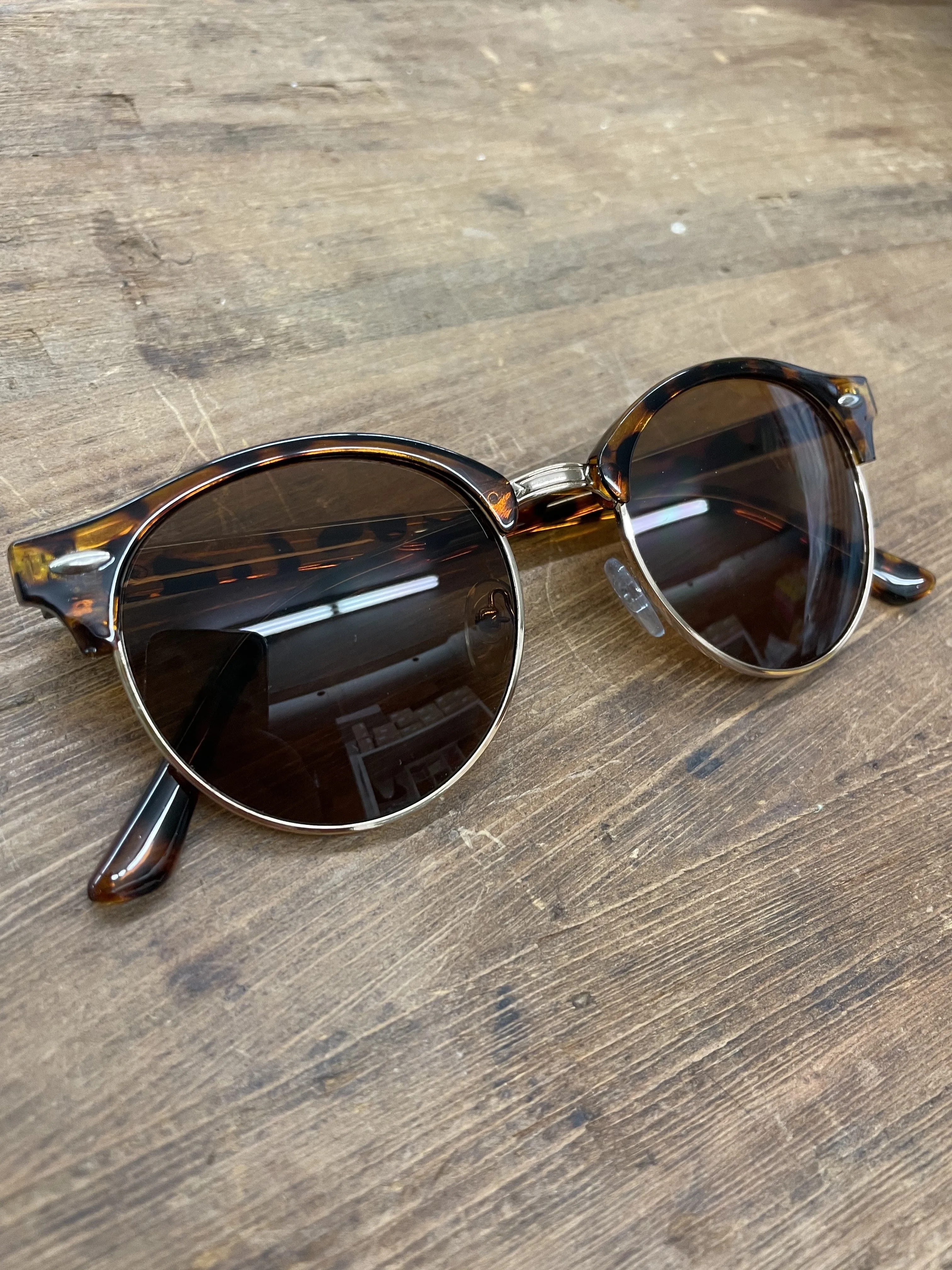 Classic Tortoise Shades