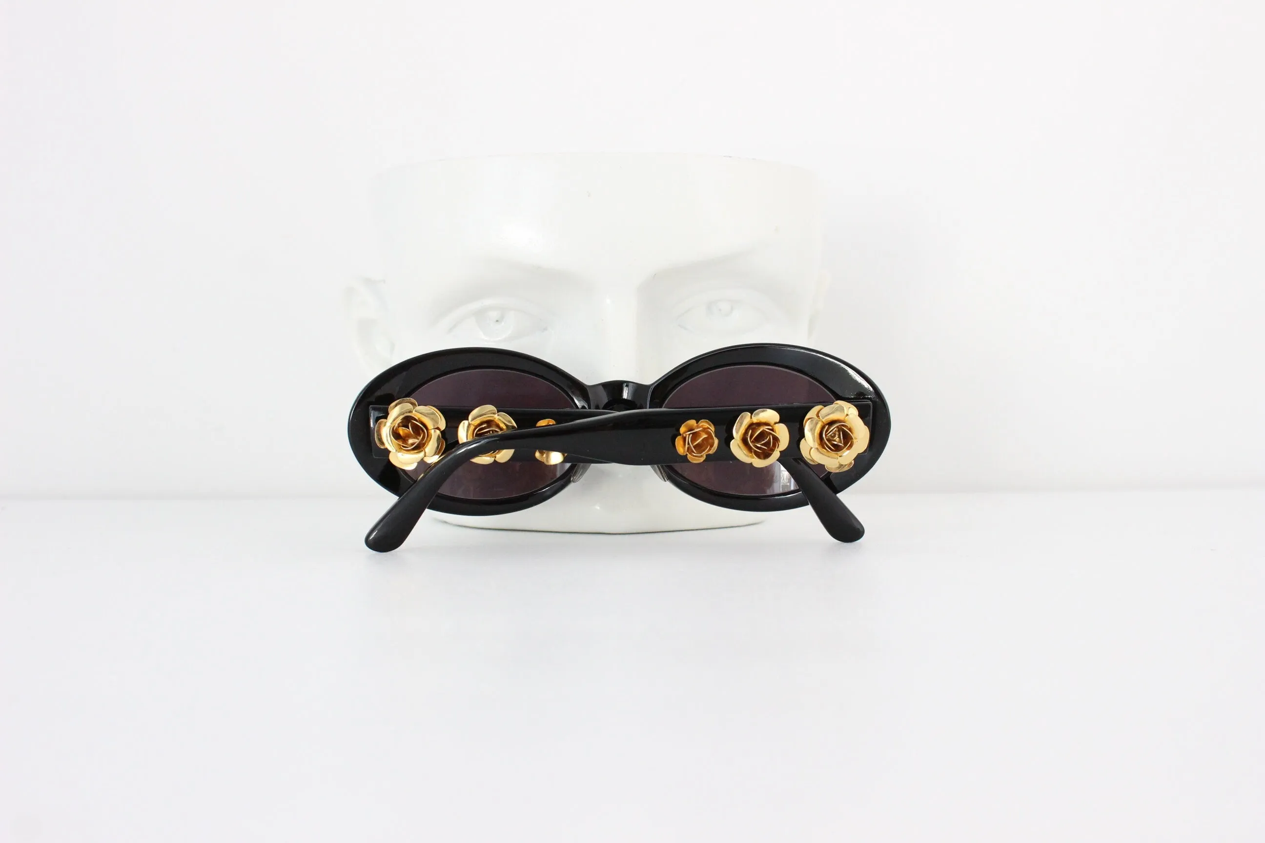 Collectible 80s GIANNI VERSACE Oval EyeSunglasses w/ Gold Roses