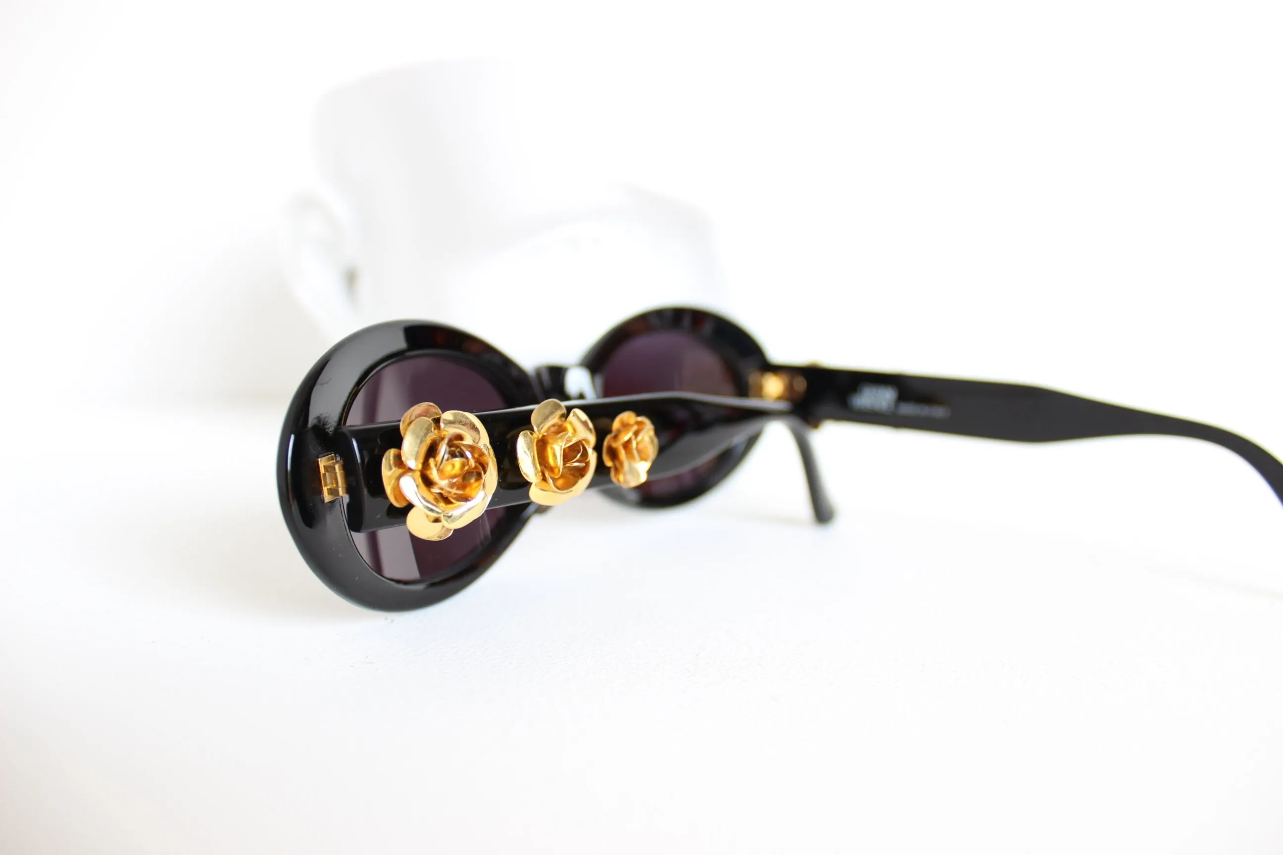 Collectible 80s GIANNI VERSACE Oval EyeSunglasses w/ Gold Roses