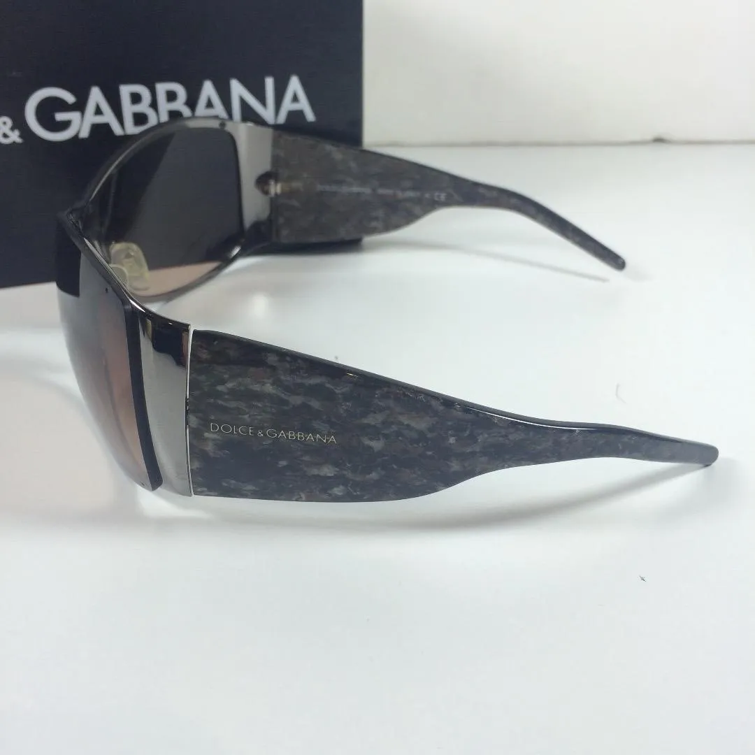 DOLCE & GABBANA Sunglasses with Hidden Frame and Marble Temples