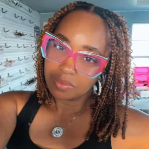 Dramatic Colorful EyeGlasses