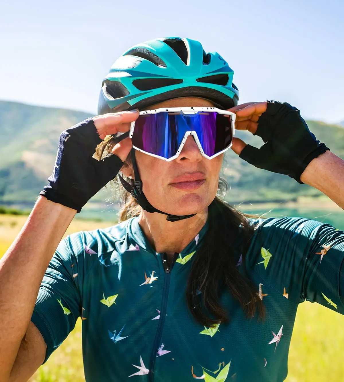 FEISEDY Polarized Sports Sunglasses for Men Women,Teens Baseball Tennis Sunglasses, TR90 Cycling Glasses B4151