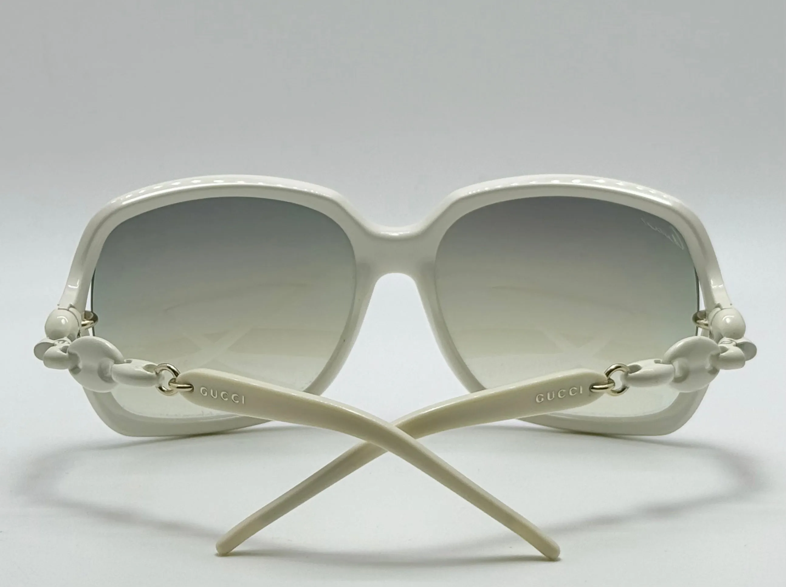 Gucci GG 3584/S Women’s Designer Sunglasses Ivory 59mm Oversized Gradient Lenses