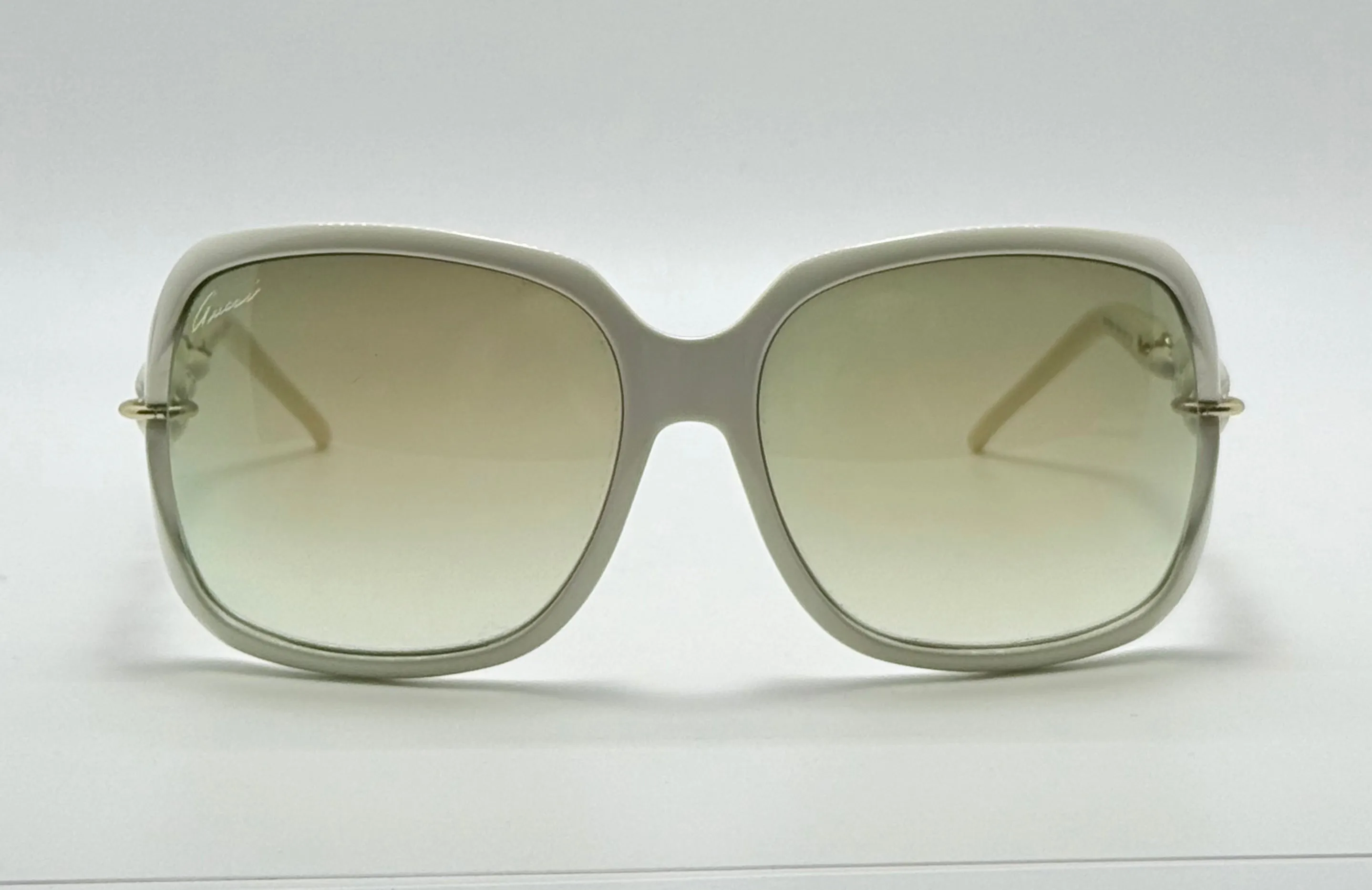 Gucci GG 3584/S Women’s Designer Sunglasses Ivory 59mm Oversized Gradient Lenses