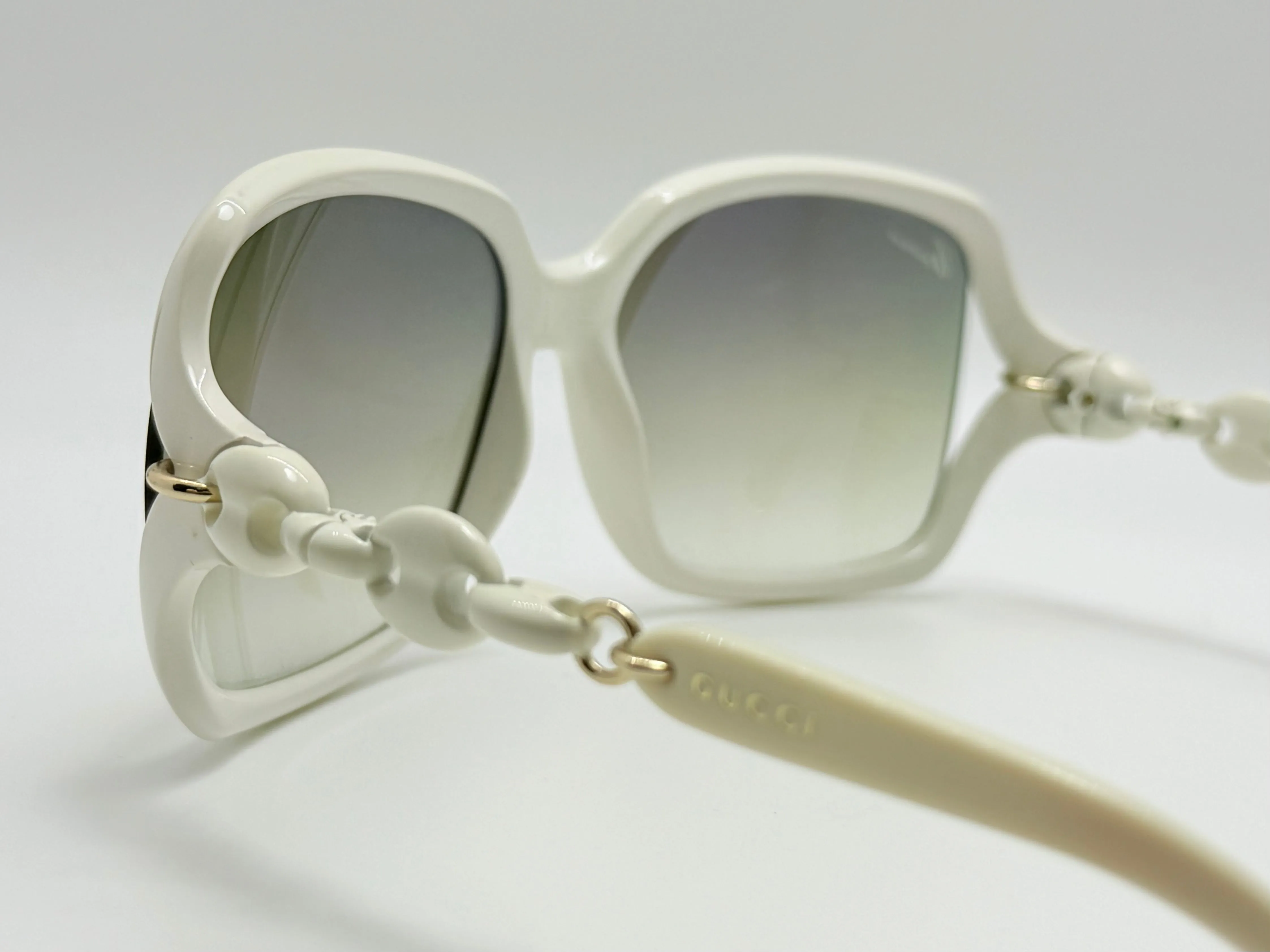 Gucci GG 3584/S Women’s Designer Sunglasses Ivory 59mm Oversized Gradient Lenses