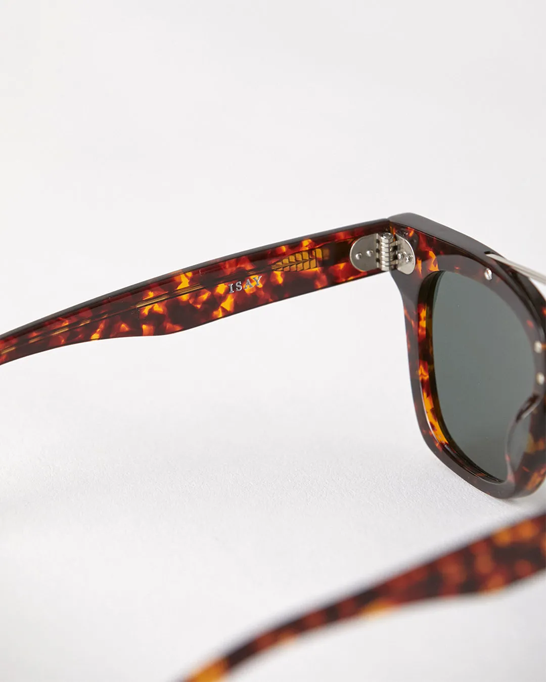 Isay - Tortoise Polished / Gold / Green