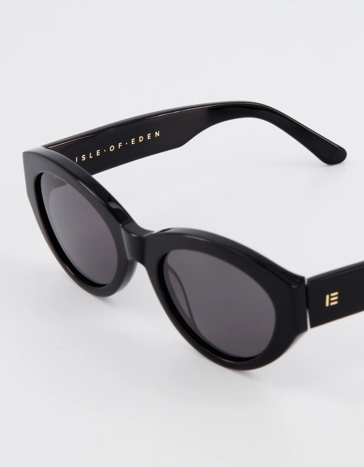 Isle Of Eden Felina Black