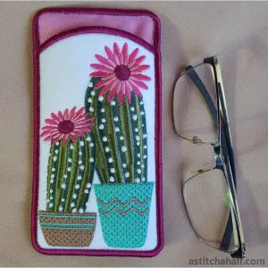 ITH Flowering Succulent Eyeglass Case