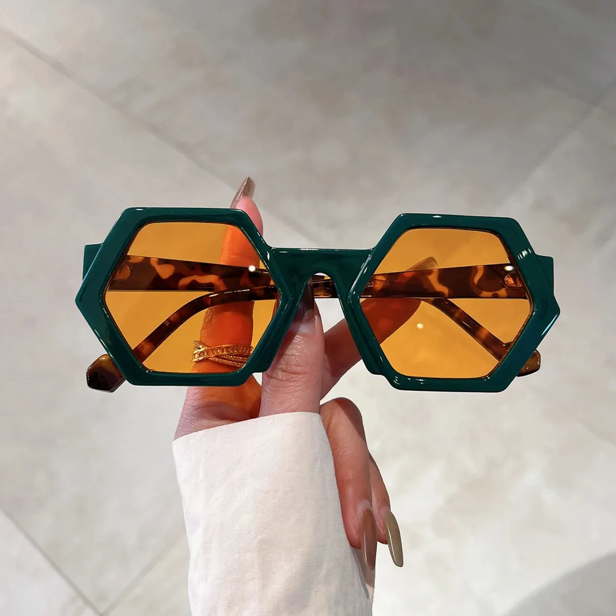 Kamden Rose Sunglasses