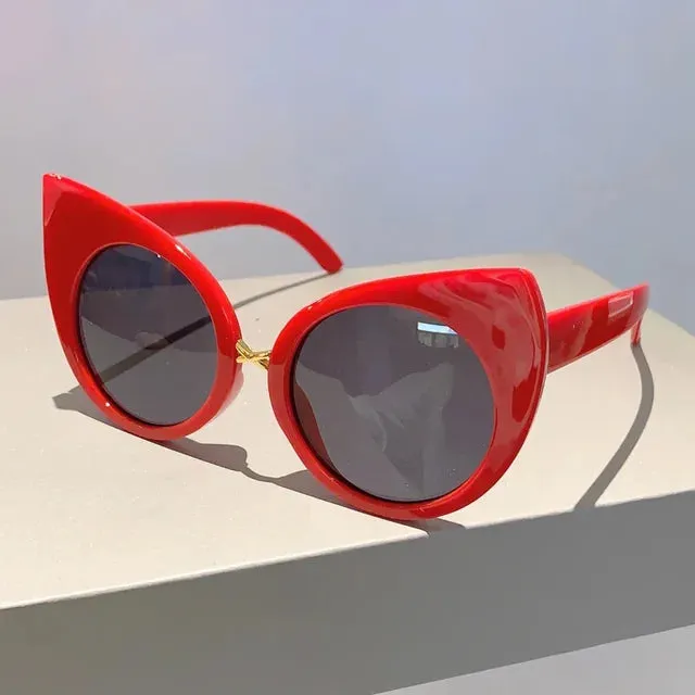 KAMMPT Oversized Cat Eye Women Sunglasses
