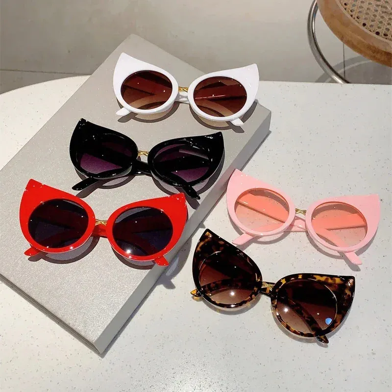 KAMMPT Oversized Cat Eye Women Sunglasses