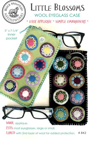 Little Blossoms Wool Eyeglass Case Quilt Pattern