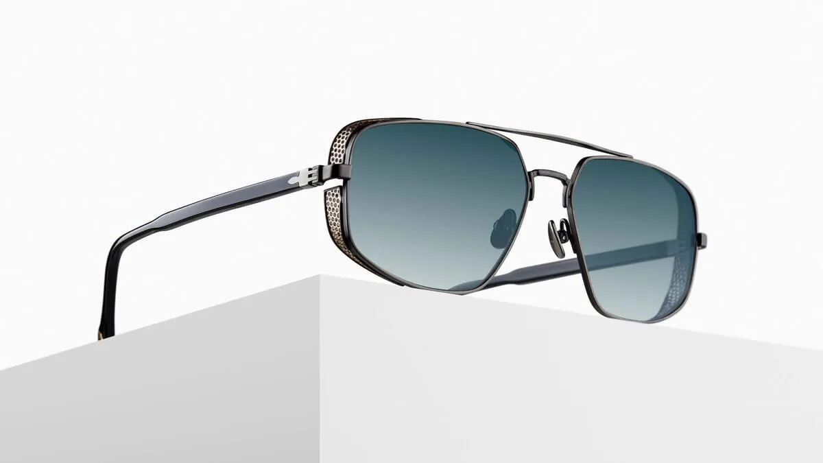 Matsuda Sun M3111 MBK with Mesh Side Shield with Blue Gradient