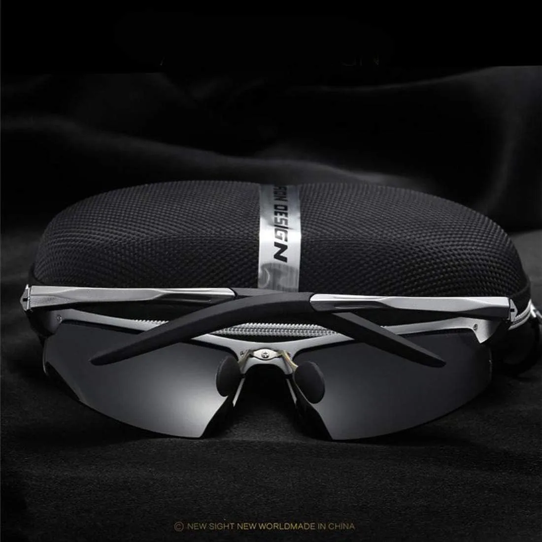 Mens Sports Polarized Sunglasses UV Protection Fashion Sunglasses for Men Fishing Driving Al-Mg Frame Ultra Light