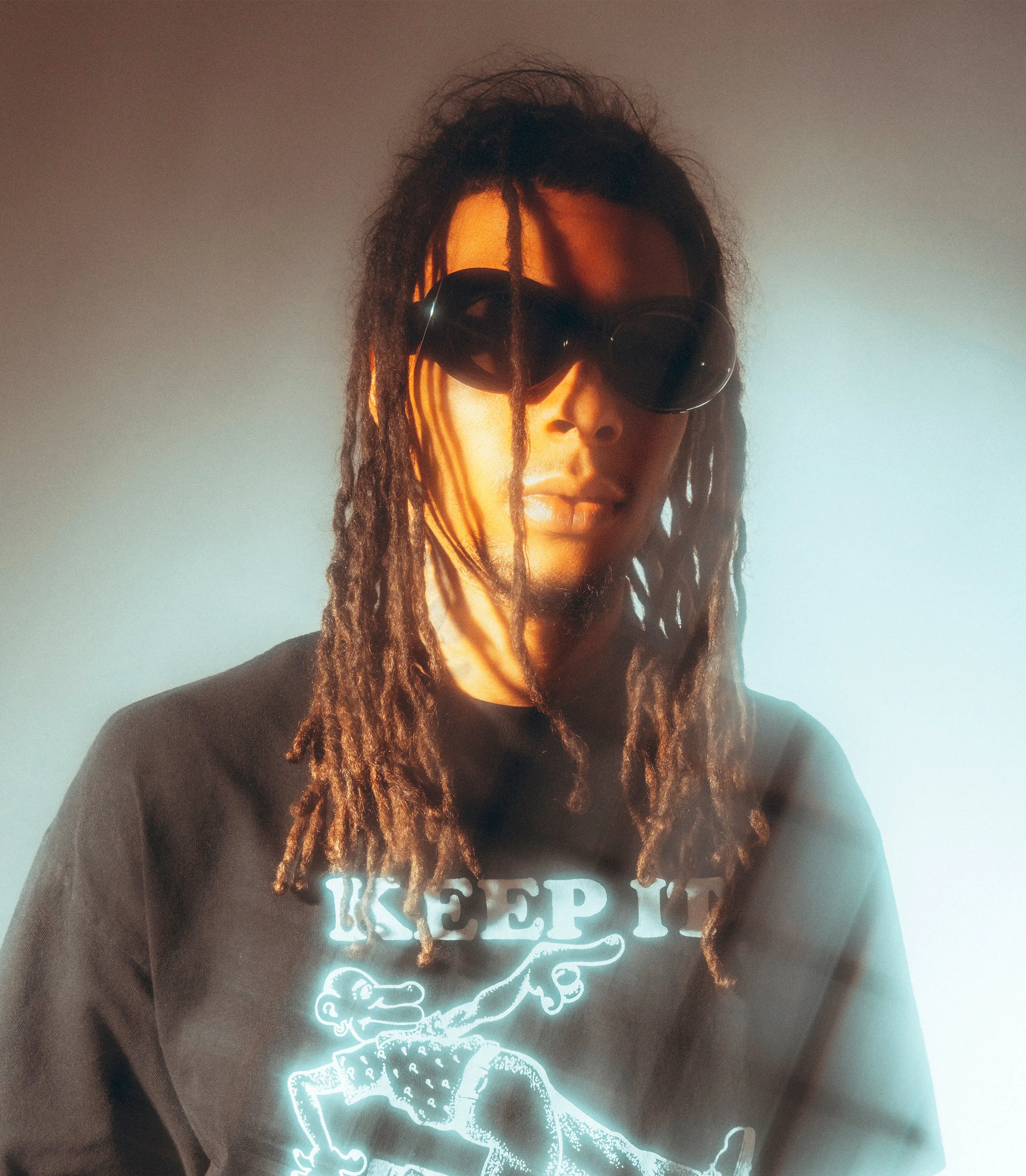 Nevermind Puff Sunglasses in Black