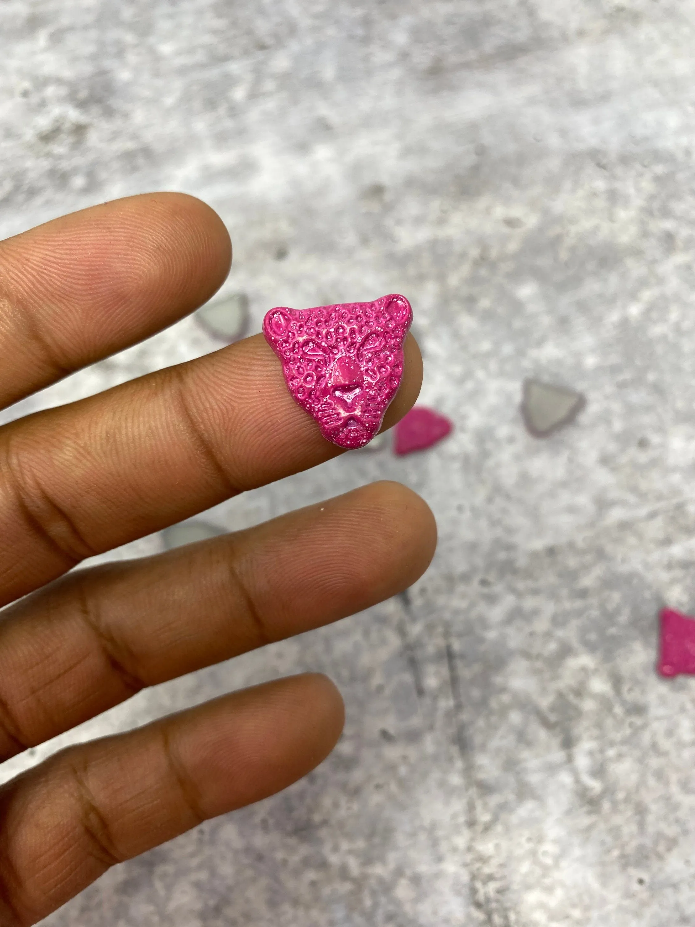 NEW, Hotfix Panther Studs, 100 Pcs, 18mm (Large) Hot Pink, Great for Denim, Sweaters, Camo Jackets, Belts, Bags, Shoes, Crafts,  MORE!