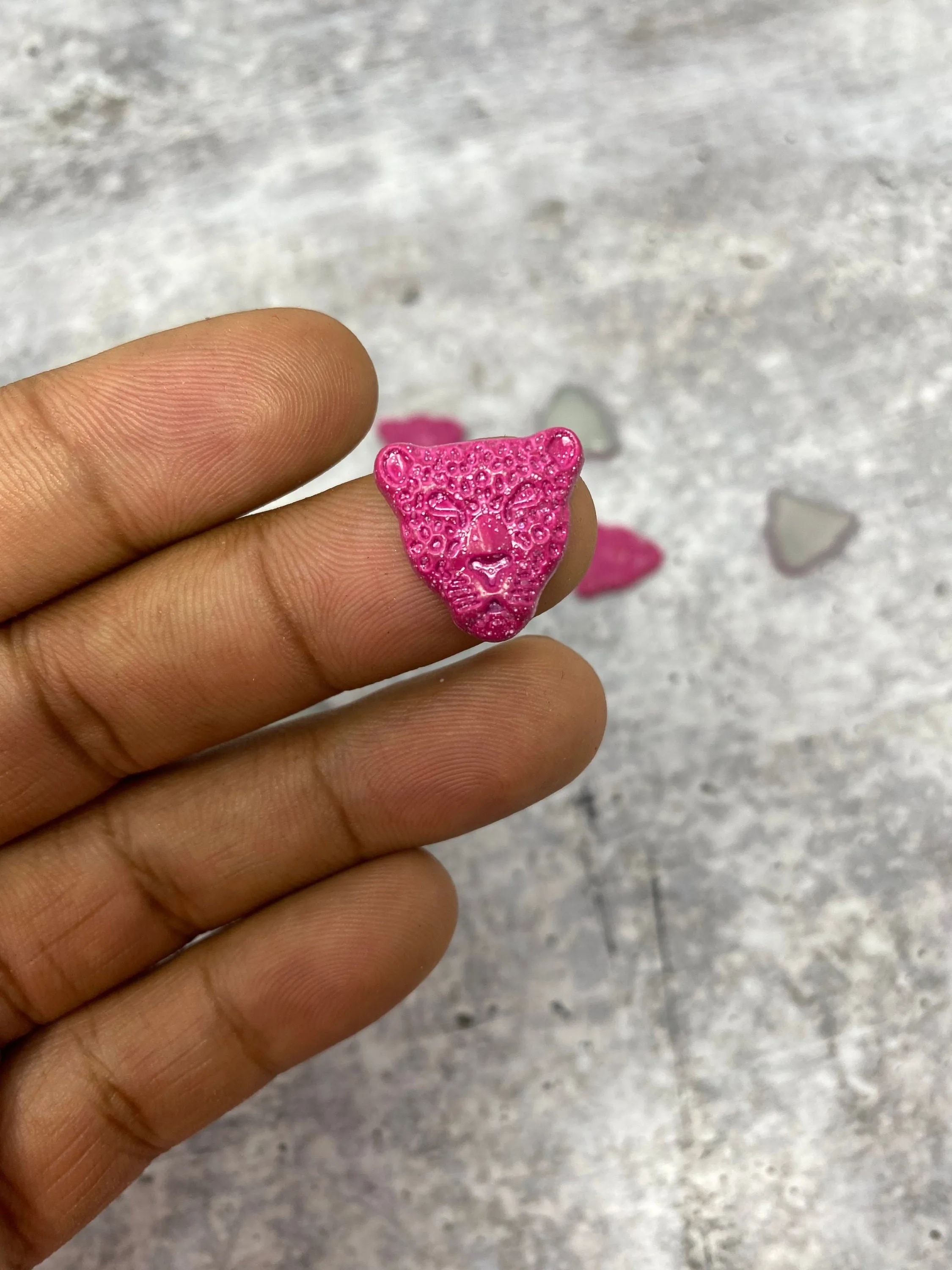 NEW, Hotfix Panther Studs, 100 Pcs, 18mm (Large) Hot Pink, Great for Denim, Sweaters, Camo Jackets, Belts, Bags, Shoes, Crafts,  MORE!