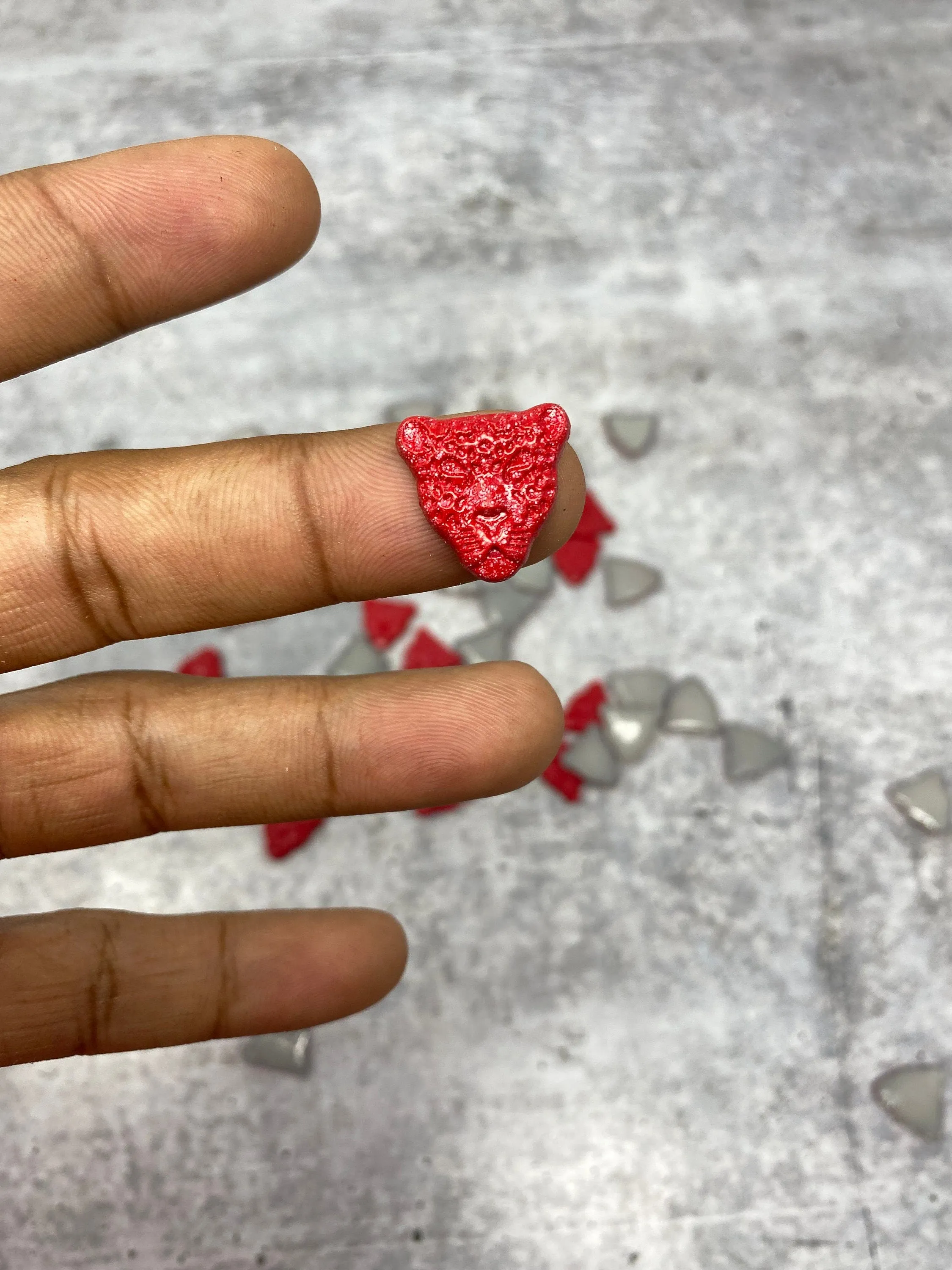 NEW, Hotfix Panther Studs, 100 Pcs, 18mm (Large) RED, Great for Denim, Sweaters, Camo Jackets, Belts, Bags, Shoes, Crafts,  MORE!