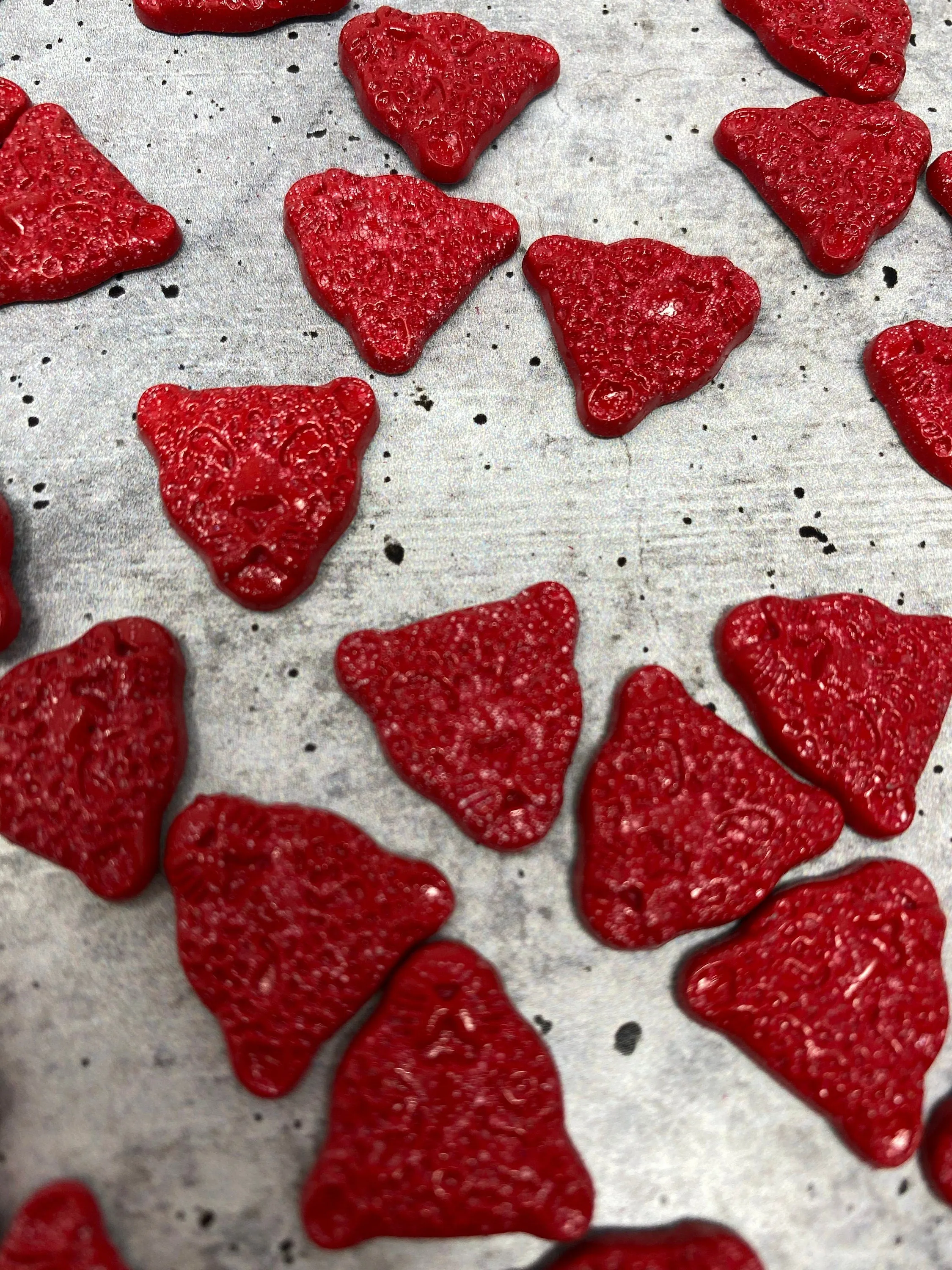 NEW, Hotfix Panther Studs, 100 Pcs, 18mm (Large) RED, Great for Denim, Sweaters, Camo Jackets, Belts, Bags, Shoes, Crafts,  MORE!