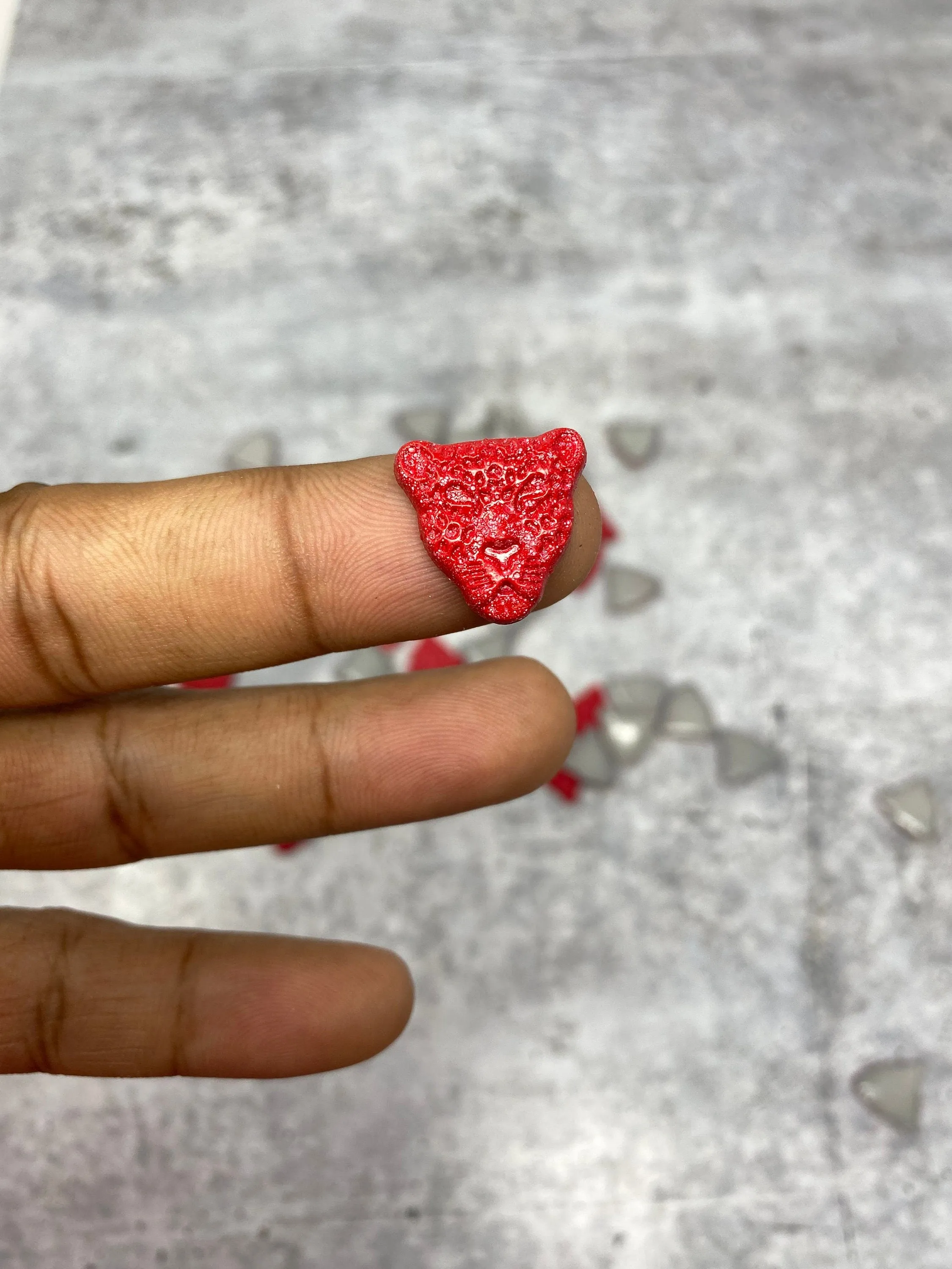 NEW, Hotfix Panther Studs, 100 Pcs, 18mm (Large) RED, Great for Denim, Sweaters, Camo Jackets, Belts, Bags, Shoes, Crafts,  MORE!