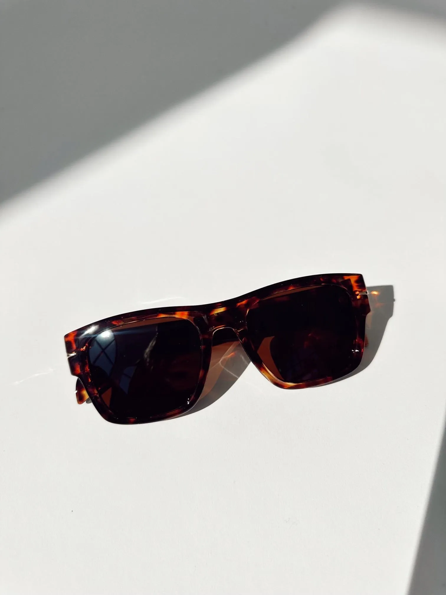 Nova Sunnies
