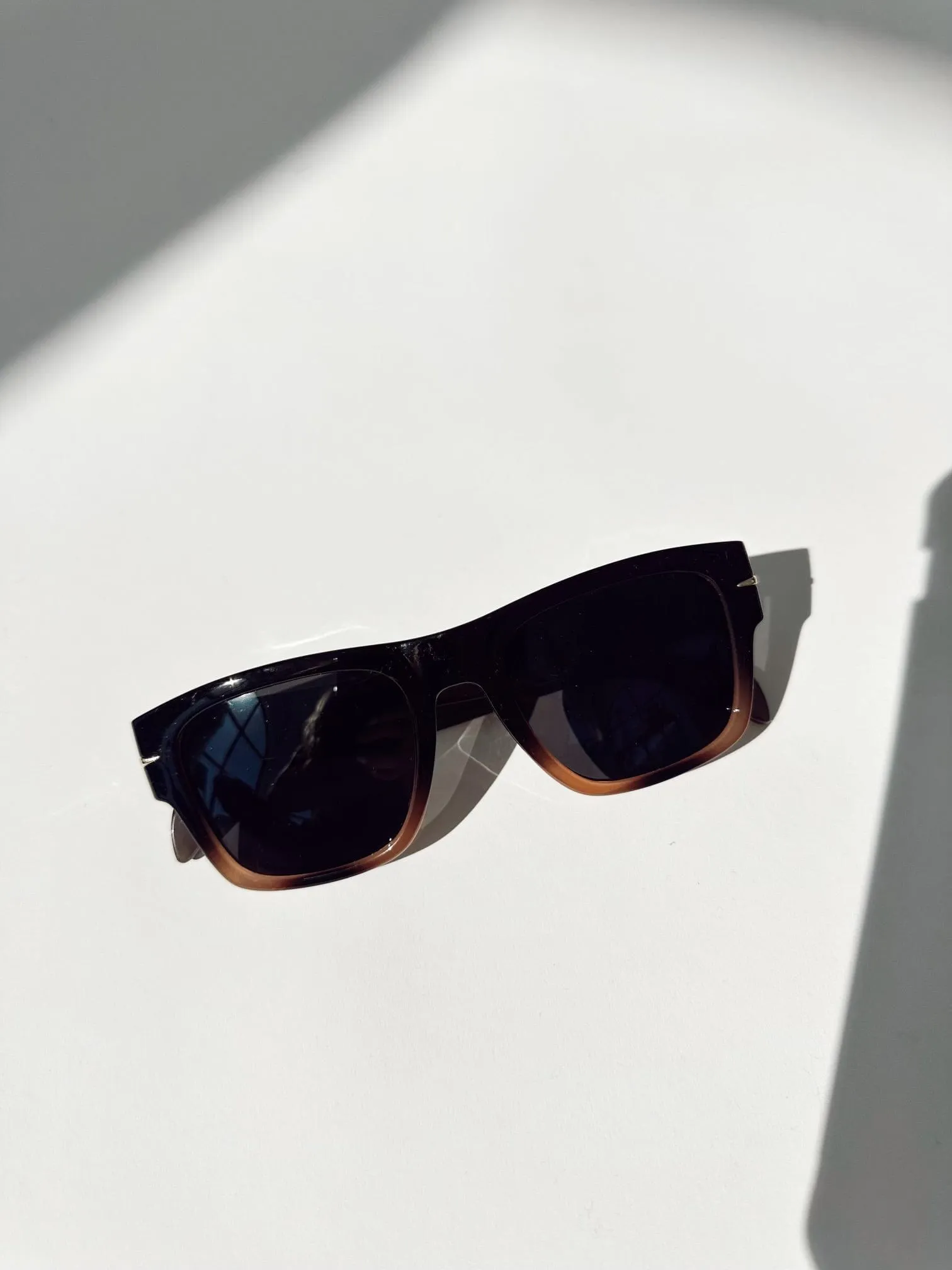 Nova Sunnies