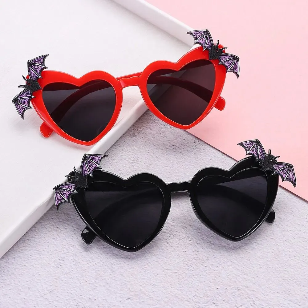 Novelty Halloween Costume Glasses Heart Shaped Bat Wings Decor Sunglasses Women Trendy Sun Glasses Disco Party DecorationEyewear
