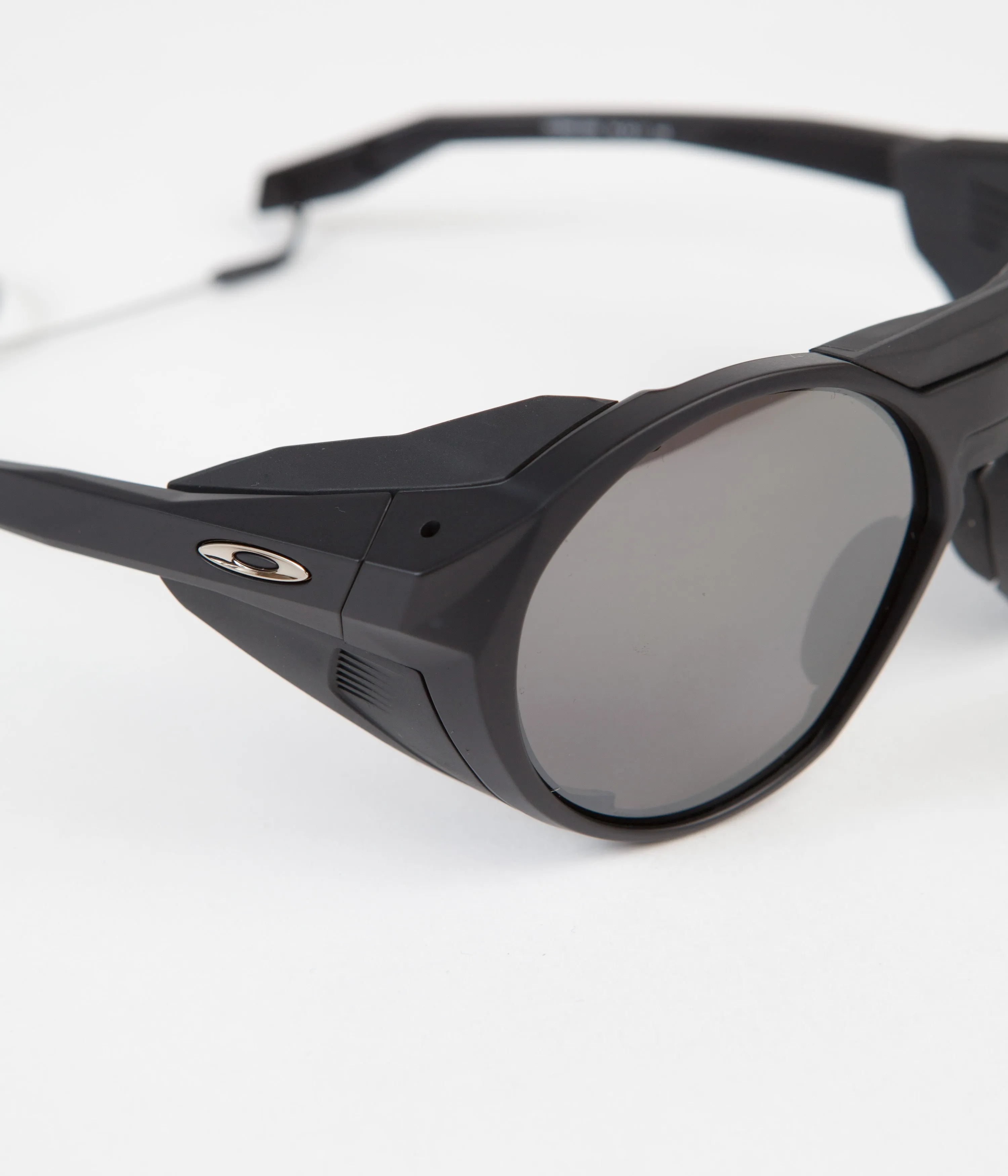Oakley Clifden Sunglasses - Matte Black / Prizm Black
