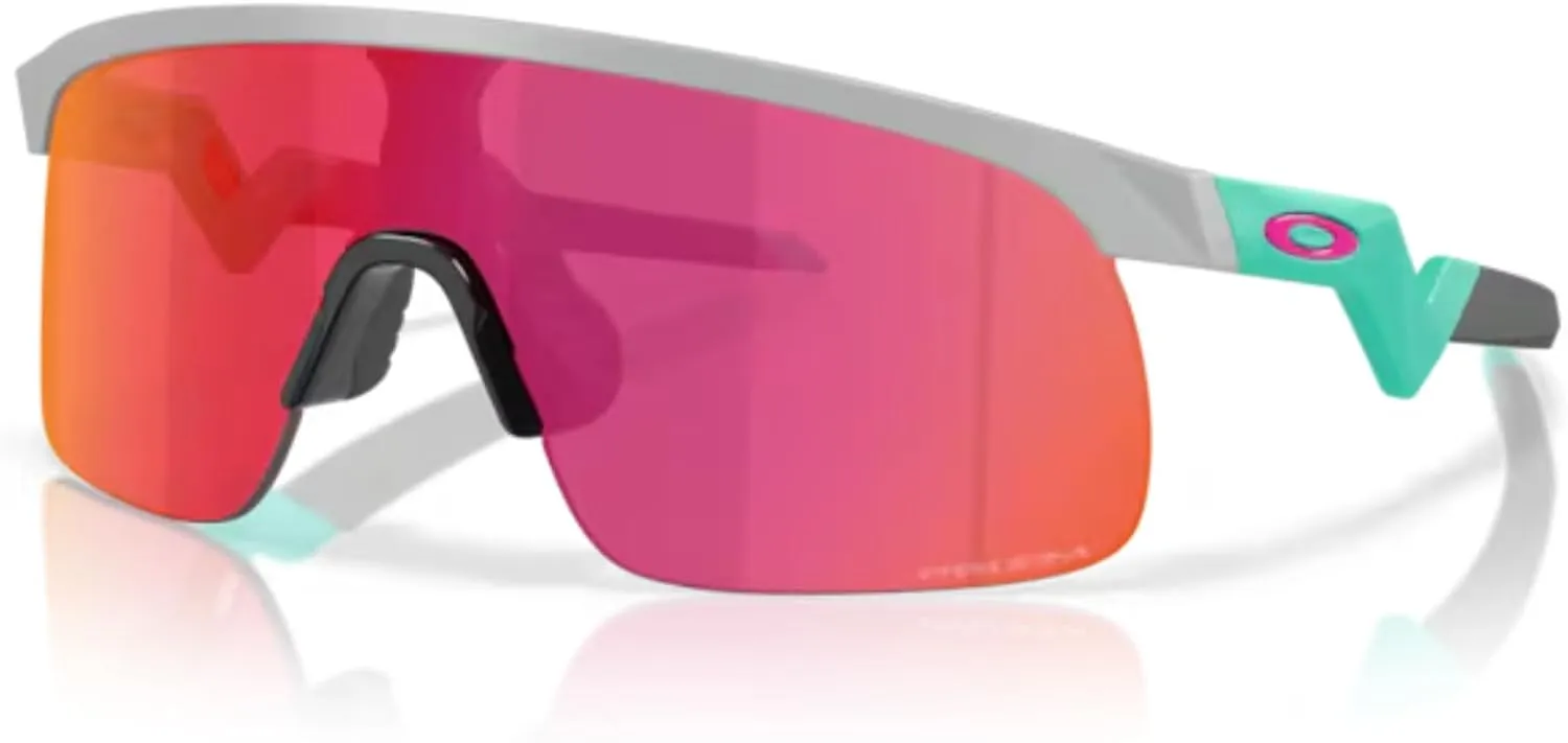 Oakley Kids Resistor OJ9010 Shield Junior Sunglasses for Boys   BUNDLE Accessory Leash   Designer iWear Kit