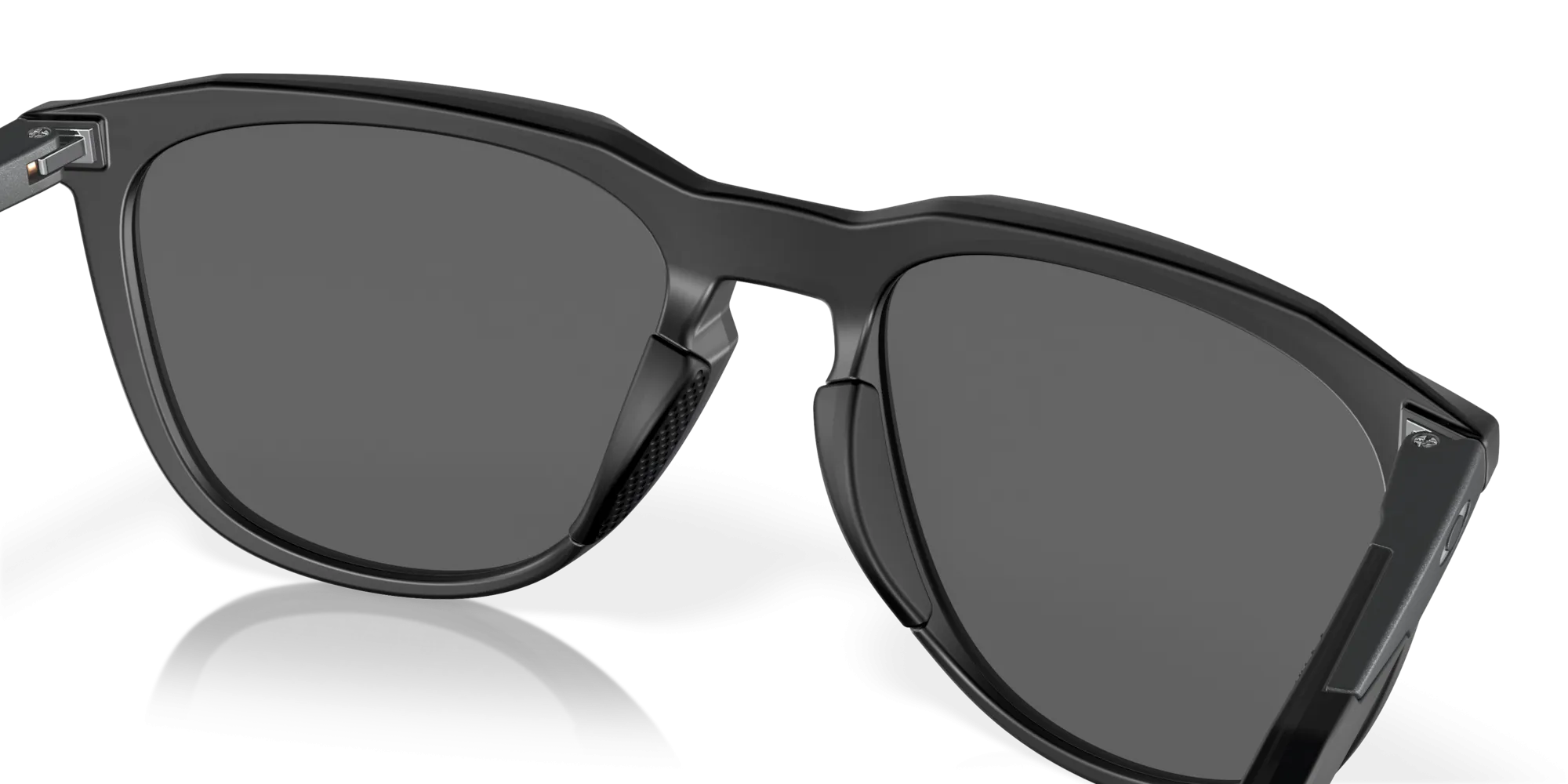Oakley Thurso