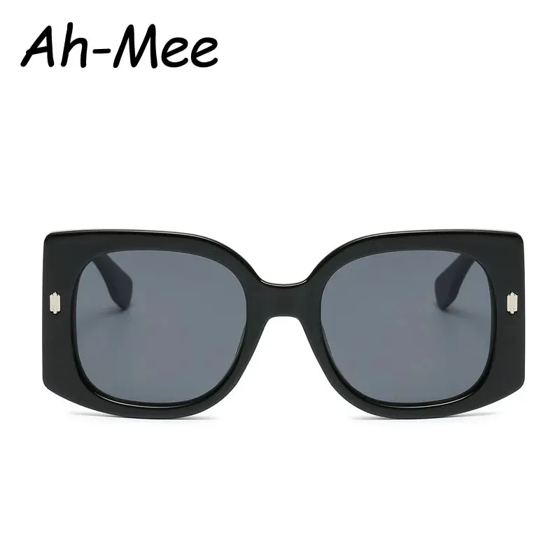 Oversized Cycling Square Sunglasses Women Fashion Retro Gradient Sun Glasses Men Black Big Frame Rivet Eyeglasses Vintage UV400