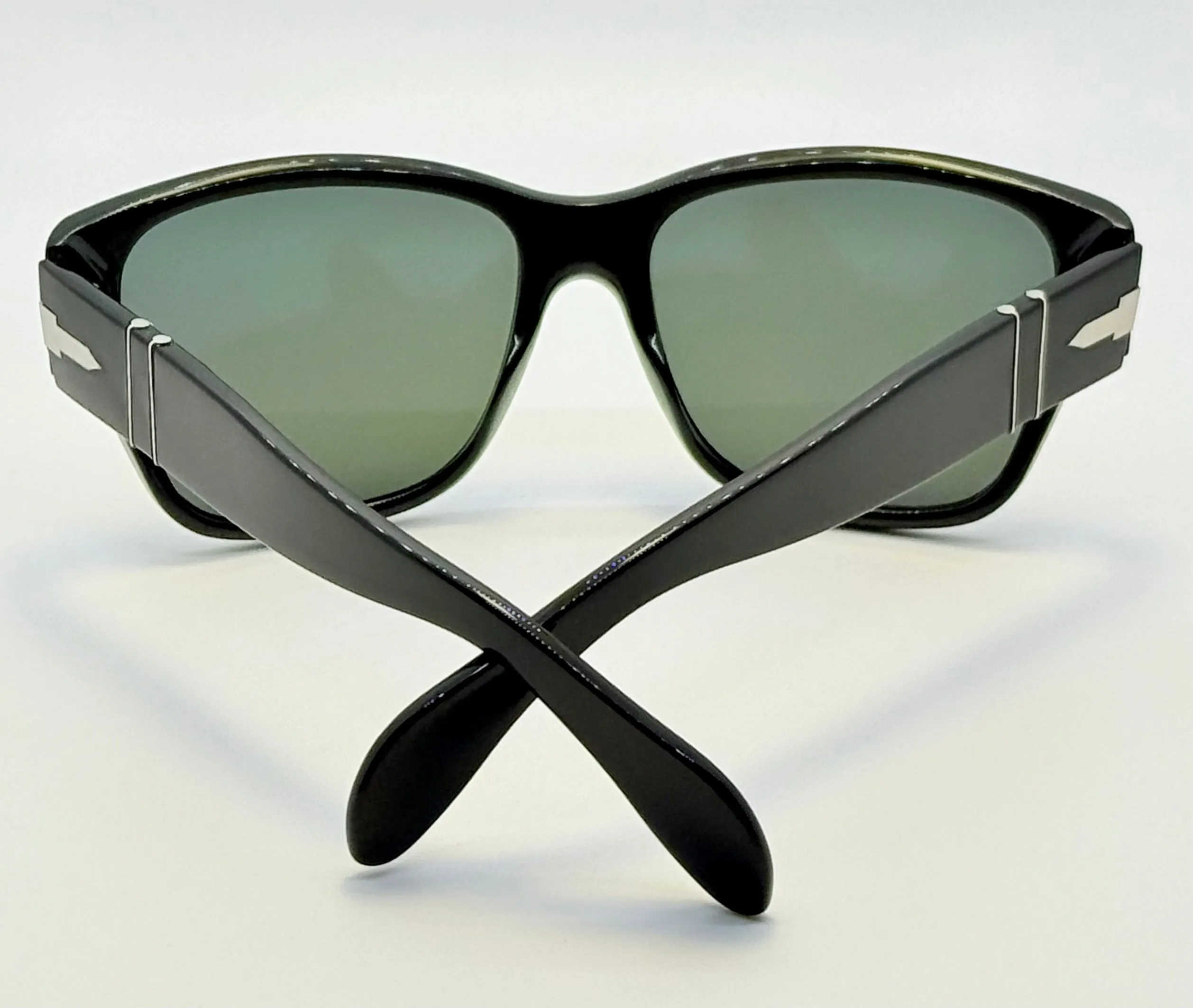 Persol 2942-S 95/58 Polarized Sunglasses – Glass Lenses - Handmade in Italy – Discontinued Model