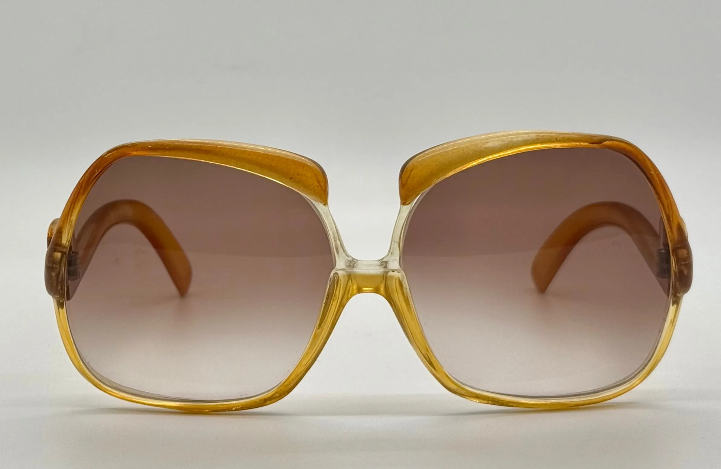 Rare Vintage Yves Saint Laurent 7777 Oversized Amber Gradient Sunglasses, Made in France