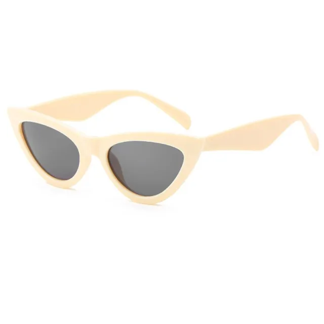 Retro Cat Eye Sunglasses