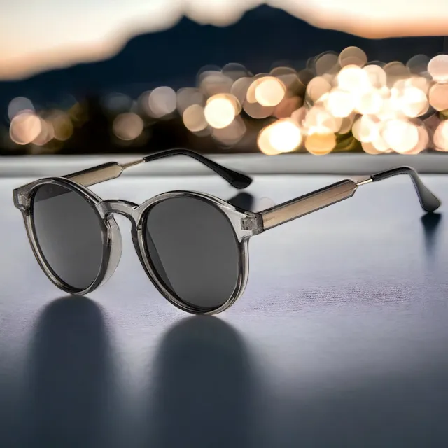 Retro Elegant Design UV400 Round Sunglasses