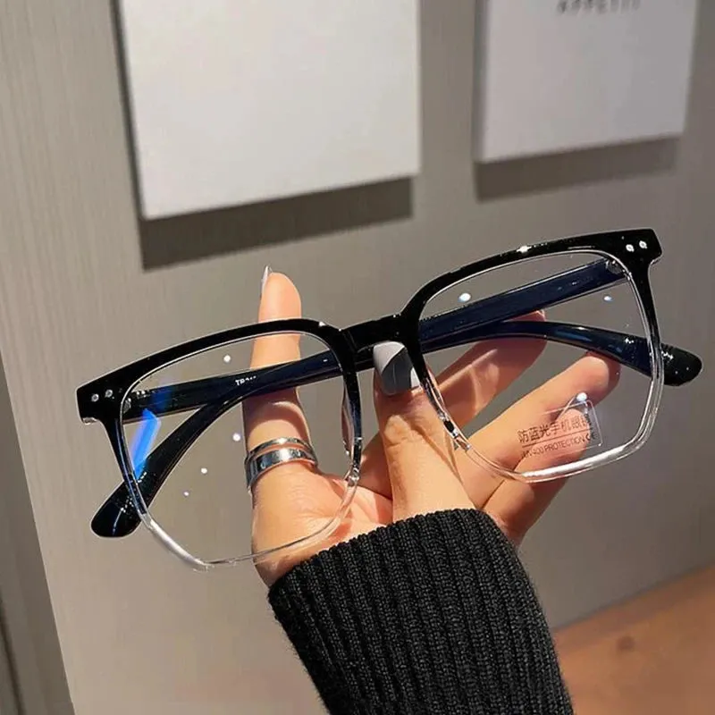 Round Eyewear Transparent Computer Glasses Frame Anti Blue Light Blocking Glasses for Women and Men