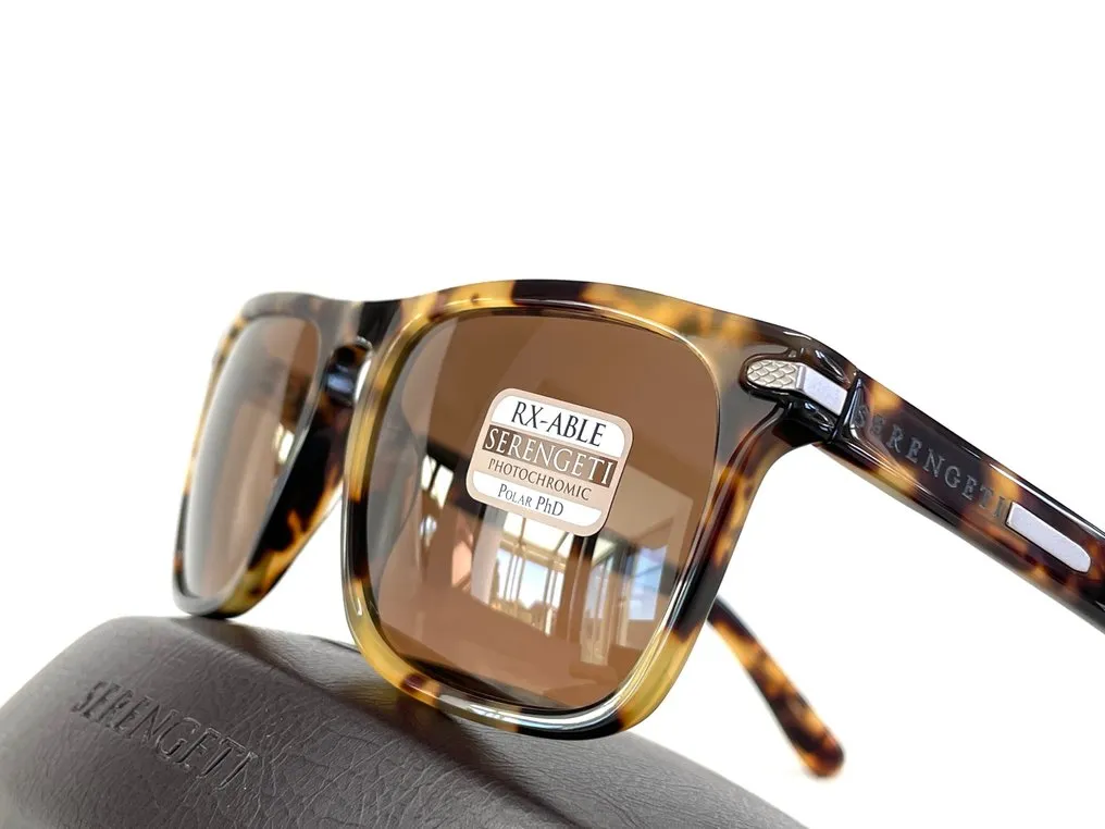 Serengeti Carlo Large Polarized Photochromic Drivers Unisex Sunglasses 8327