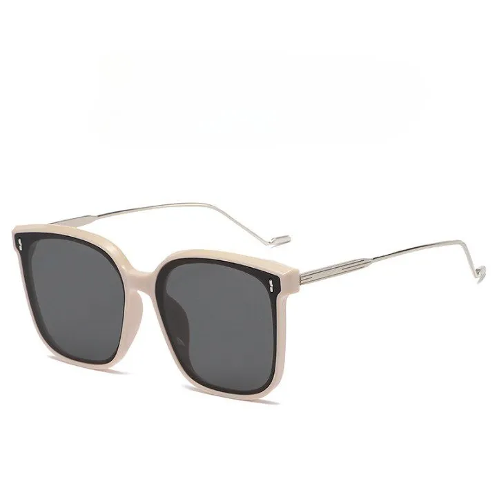 Sleek Retro Sunglasses