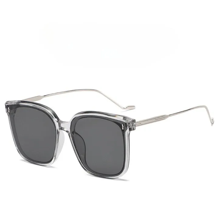 Sleek Retro Sunglasses