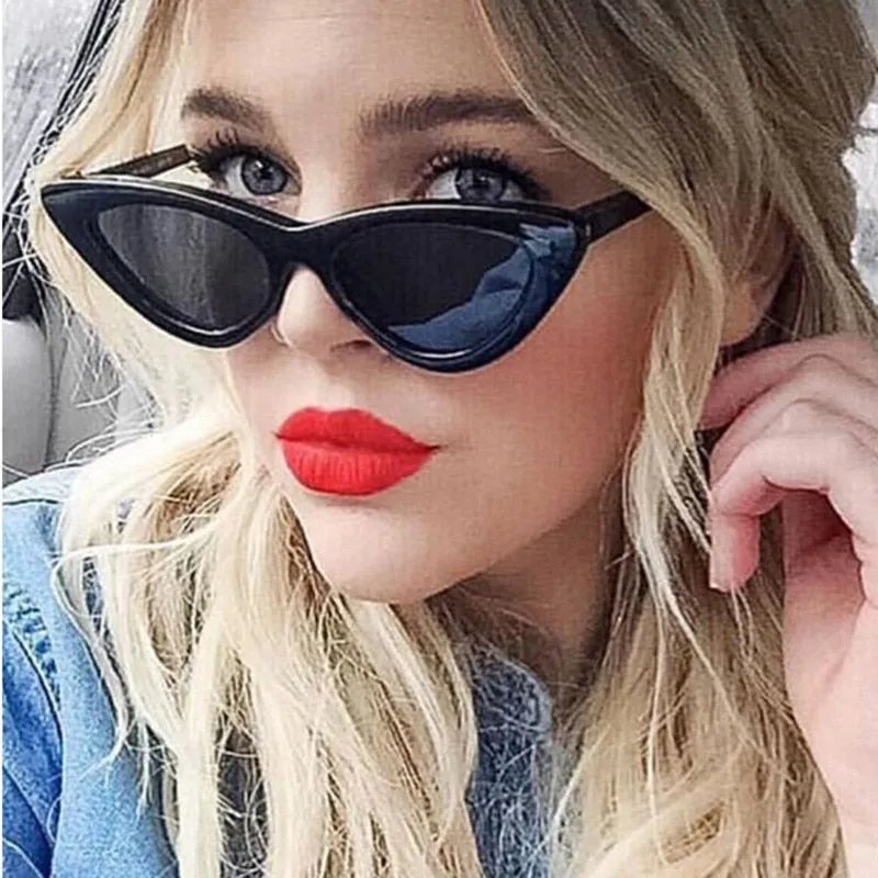 Small Triangular Vintage Style Mirror Gradient Cat Eye Sunglasses