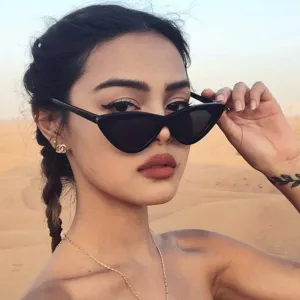 Small Triangular Vintage Style Mirror Gradient Cat Eye Sunglasses