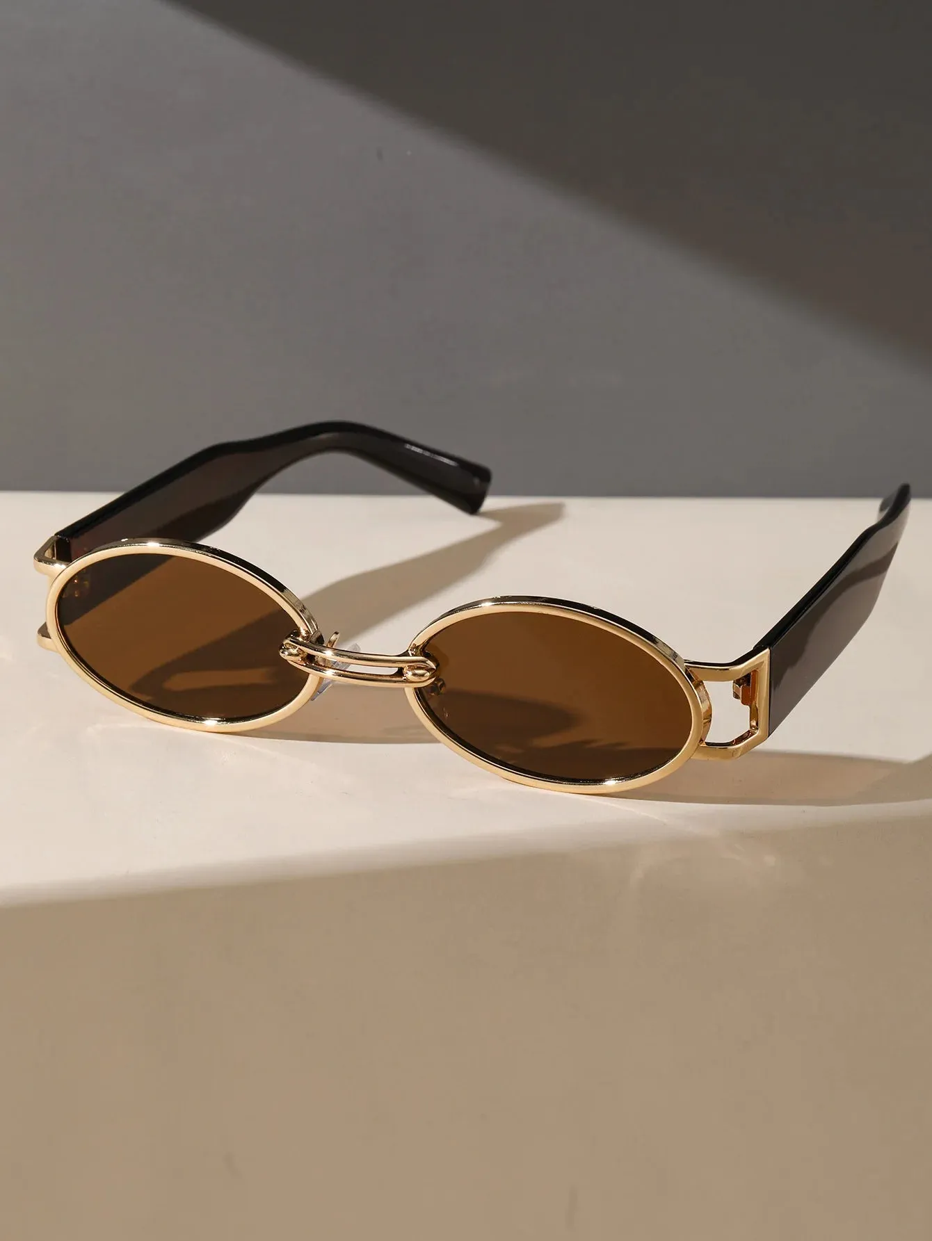 SOLAR FLAIR OVAL SUNGLASSES