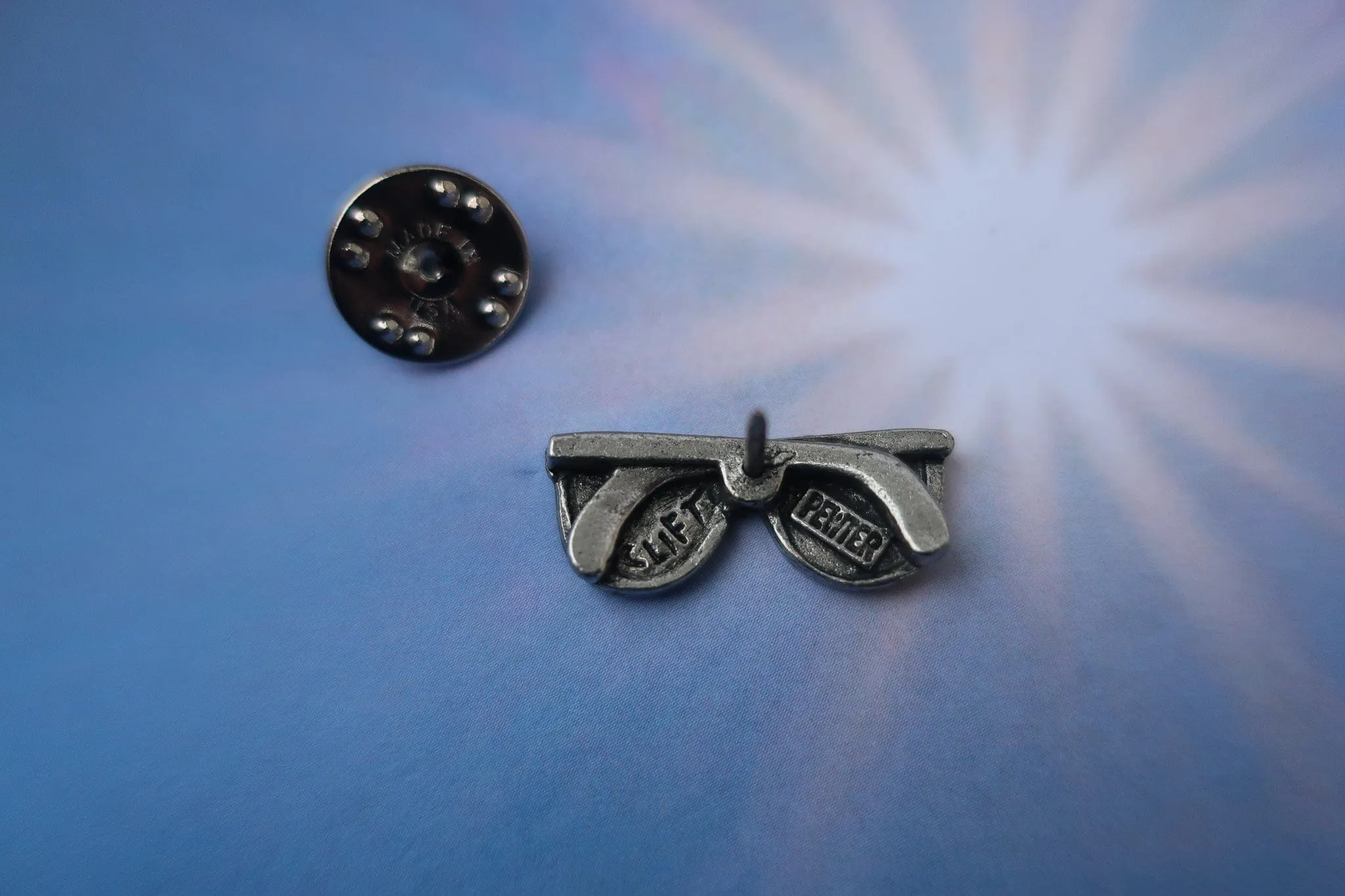Sunglasses Lapel Pin